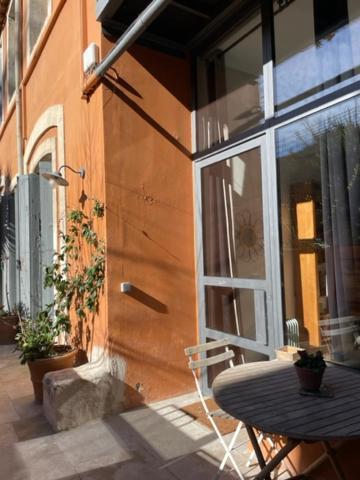 Un Oasis Au Coeur De La Vieille Ville, Classe 4 Etoiles *