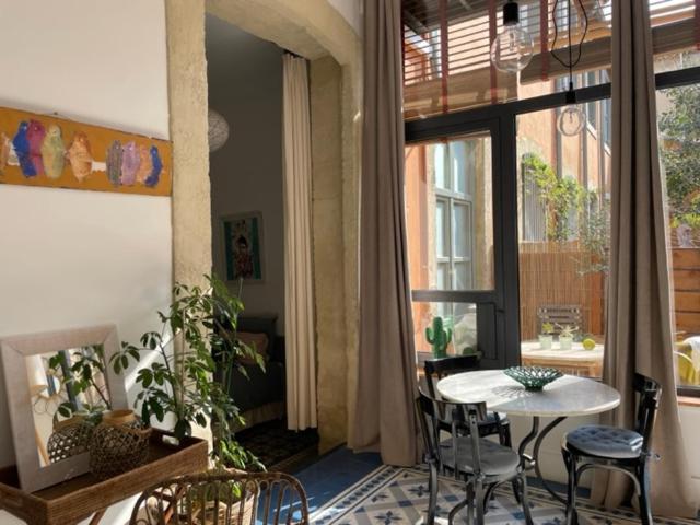 Un Oasis Au Coeur De La Vieille Ville, Classe 4 Etoiles Apartamento *