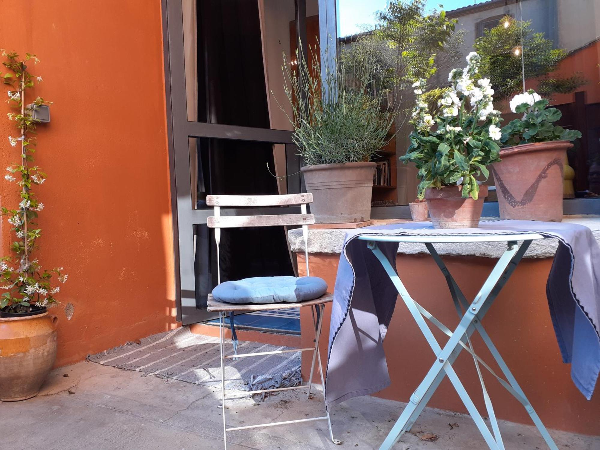 Apartamento Un Oasis Au Coeur De La Vieille Ville, Classe 4 Etoiles Montpellier
